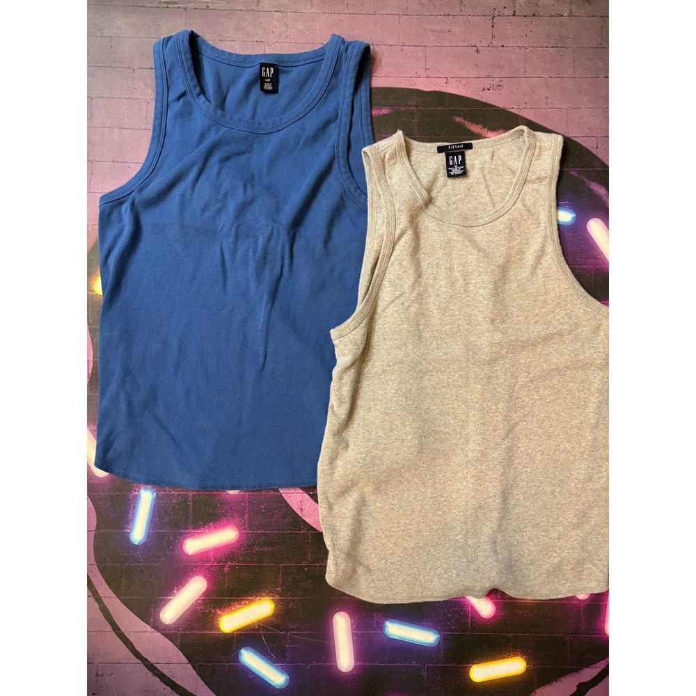 Y2K 00's Gap Solid Tank top lot of 2 size S/M